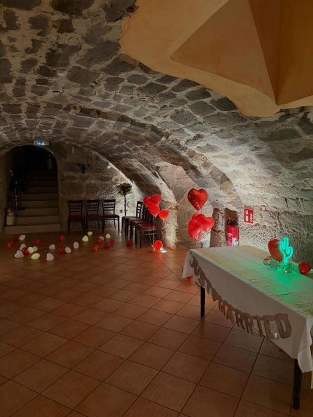 Heute bei uns eine Deutsch&Spanische Hochzeit im Gewölbekeller ❤️🔥💍
